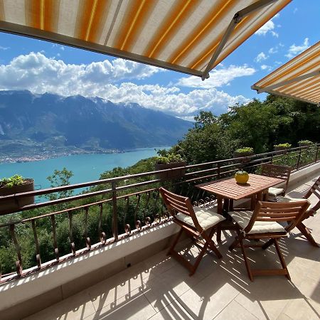 Casa Nonno Sergio Lake View By Gardadomusmea Tremosine Exterior photo