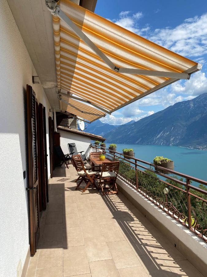 Casa Nonno Sergio Lake View By Gardadomusmea Tremosine Exterior photo